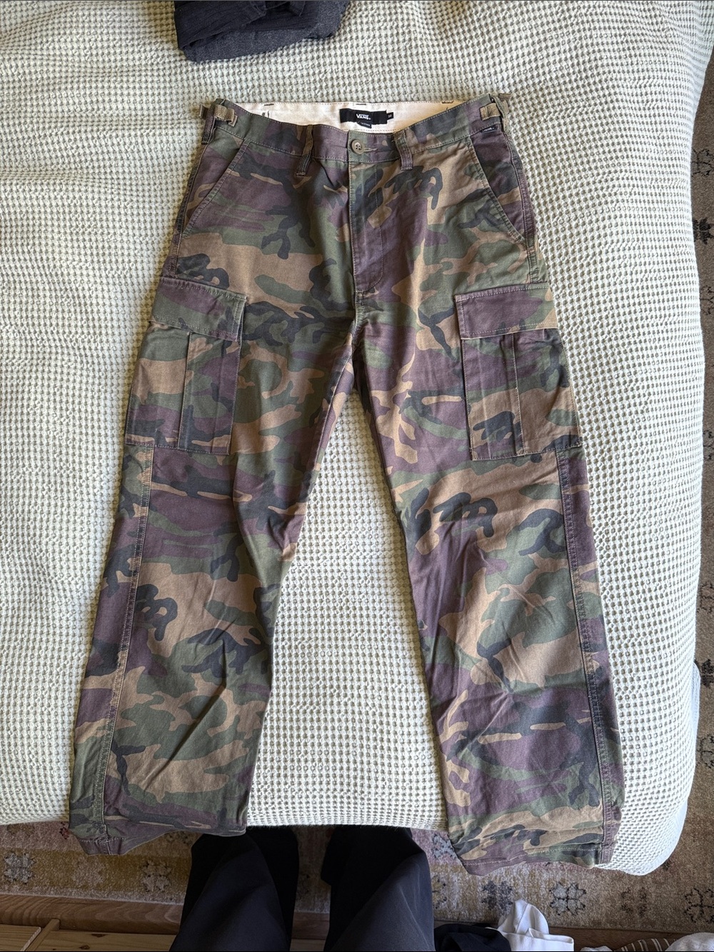 Vans Men's Size 30 Camo Cargo Pants - Green/Brown
